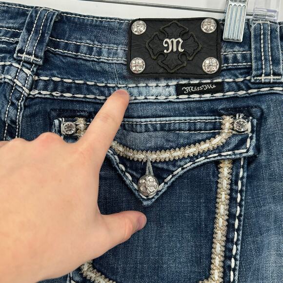 Vtg y2k Women's' Low Rise Miss Me Blue Denim Bootcut Jeans JW5406BV SZ 32 (34) - Picture 8 of 10